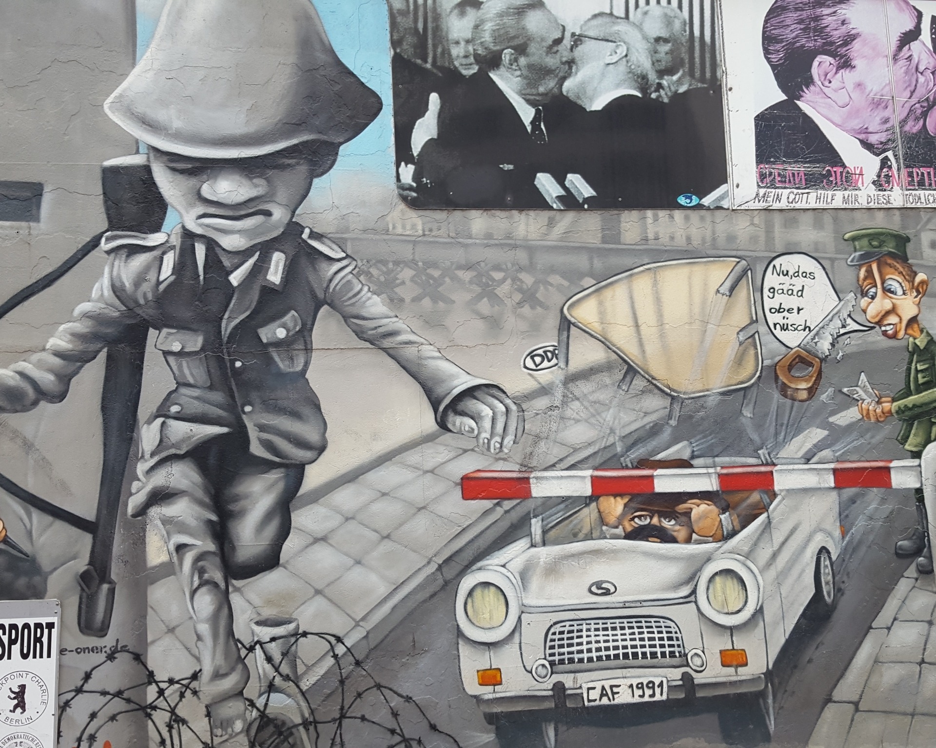 relexa hotel Berlin - Streetart at East Side Gallery relexa hotel Berlin - Streetart at East Side Gallery